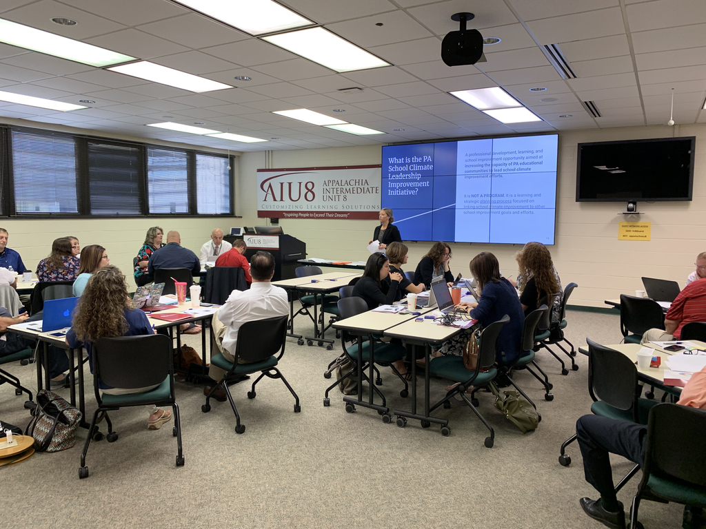 10 member school districts engage in PIL Course